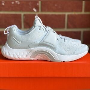 Nike Renew In Season Trainer 12 Women’s Platinum White New Sneakers NIB Running